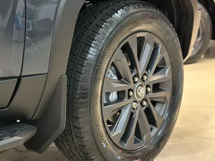 Toyota Land Cruiser Prado Luxe+ 2025 года за 48 150 000 тг. в Алматы – фото 5