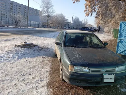 Nissan Primera 1994 года за 800 000 тг. в Семей – фото 11