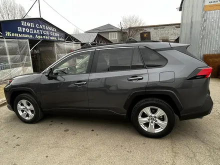 Toyota RAV4 2019 года за 16 500 000 тг. в Алматы – фото 7