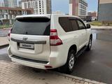 Toyota Land Cruiser Prado 2015 годаүшін17 800 000 тг. в Астана – фото 5