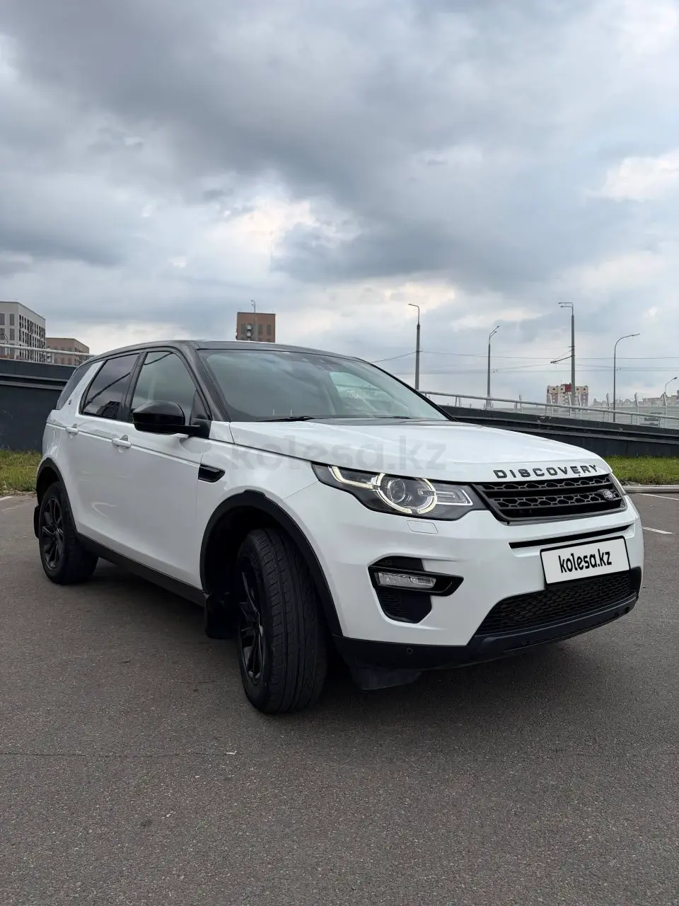 Land Rover Discovery Sport, 2015