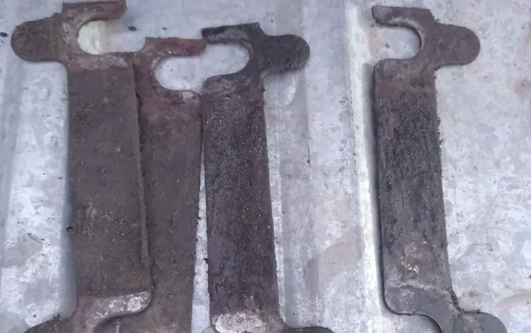 Регулировочные пластины развала схождения за 1 500 тг. в Алматы