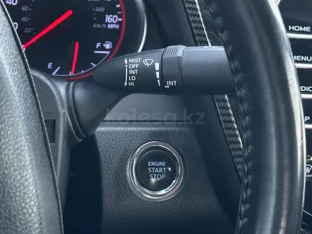 Toyota Camry 2018 года за 13 350 000 тг. в Атырау – фото 17