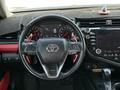 Toyota Camry 2018 годаүшін13 350 000 тг. в Атырау – фото 6