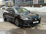 Lexus ES 350 2018 года за 23 500 000 тг. в Астана