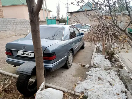 Mercedes-Benz E 200 1993 года за 950 000 тг. в Шымкент – фото 5