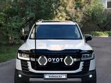 Toyota Land Cruiser 2022 годаүшін65 000 000 тг. в Алматы