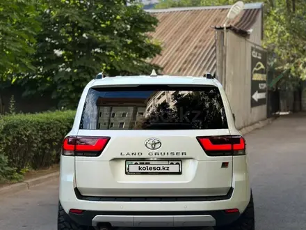 Toyota Land Cruiser 2022 года за 65 000 000 тг. в Алматы – фото 9