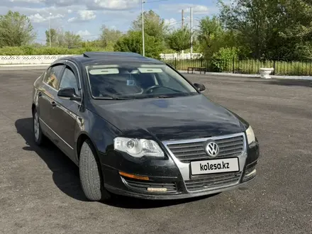 Volkswagen Passat 2006 года за 4 100 000 тг. в Алматы – фото 2