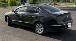 Volkswagen Passat 2006 года за 4 100 000 тг. в Алматы – фото 4