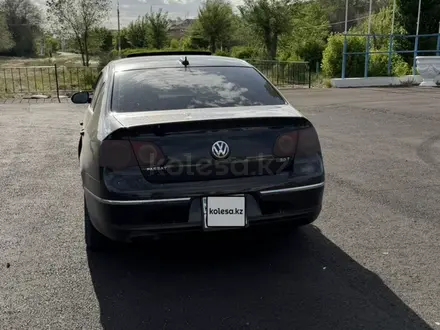 Volkswagen Passat 2006 года за 4 100 000 тг. в Алматы – фото 5