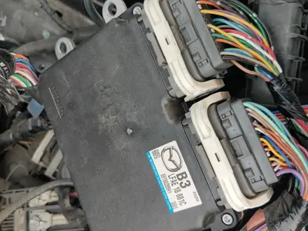Компьютер блок управления двигателем эбу мазда 3 2.0 акпп за 50 000 тг. в Алматы