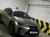 Lexus UX 200 2019 годаfor14 000 000 тг. в Павлодар