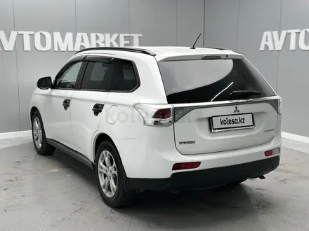 Mitsubishi Outlander 2016 года за 6 600 000 тг. в Атырау – фото 3