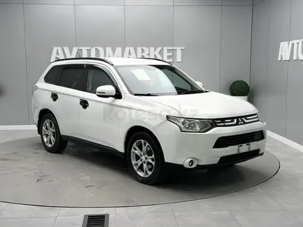 Mitsubishi Outlander 2016 года за 6 600 000 тг. в Атырау – фото 2