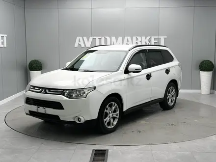Mitsubishi Outlander 2016 года за 6 600 000 тг. в Атырау