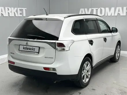 Mitsubishi Outlander 2016 года за 6 600 000 тг. в Атырау – фото 4