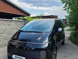 Hyundai Staria 2025 года за 23 700 000 тг. в Алматы