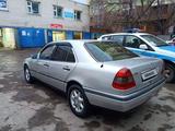 Mercedes-Benz C 180 1994 года за 2 500 000 тг. в Астана – фото 2