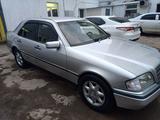 Mercedes-Benz C 180 1994 года за 2 500 000 тг. в Астана – фото 4