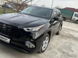 Toyota Highlander 2020 года за 24 500 000 тг. в Шымкент – фото 2