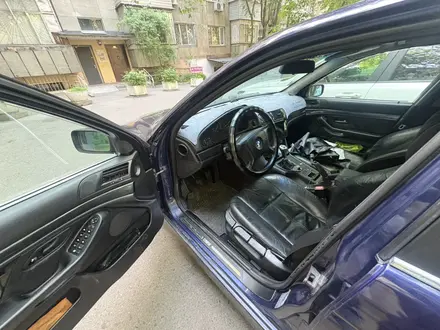 BMW 528 1996 года за 2 500 000 тг. в Алматы – фото 5