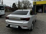 Chevrolet Onix 2023 года за 5 790 000 тг. в Караганда – фото 2