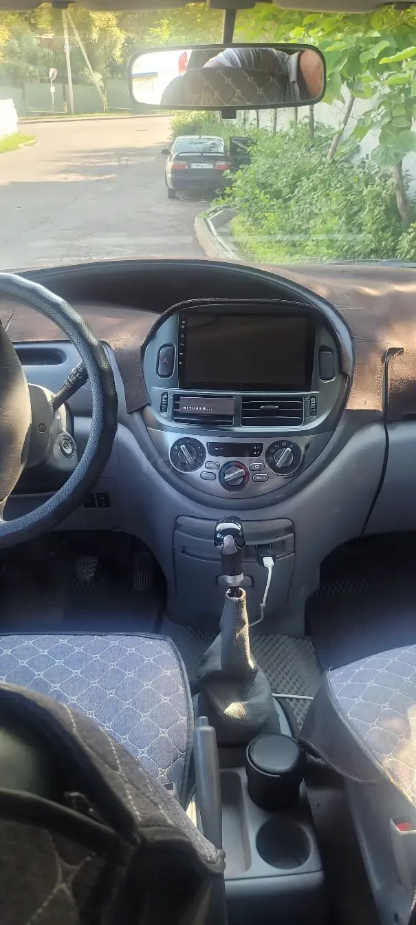 Toyota Previa, 2002