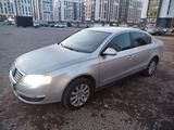Volkswagen Passat 2007 годаүшін3 500 000 тг. в Астана – фото 2