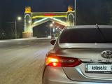 Toyota Camry 2020 года за 10 999 000 тг. в Алматы – фото 2