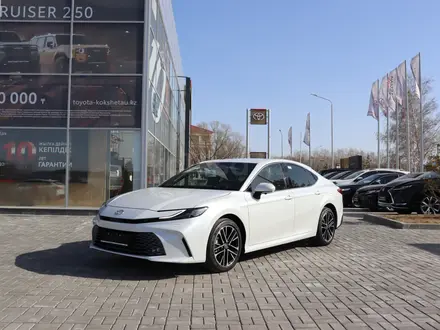 Toyota Camry Luxe 2026 года за 24 190 000 тг. в Кокшетау