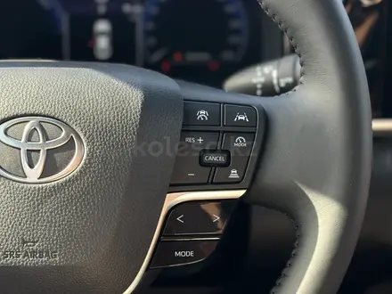 Toyota Camry Luxe 2026 года за 24 190 000 тг. в Кокшетау – фото 17