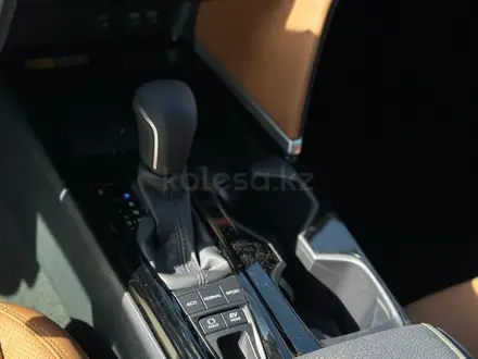 Toyota Camry Luxe 2026 года за 24 190 000 тг. в Кокшетау – фото 22