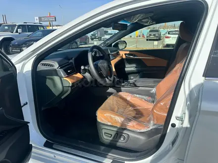 Toyota Camry Luxe 2026 года за 24 190 000 тг. в Кокшетау – фото 9