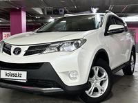 Toyota RAV4 2014 годаfor10 200 000 тг. в Астана