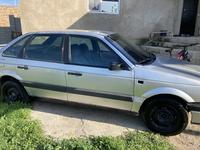 Volkswagen Passat 1990 года за 550 000 тг. в Тараз