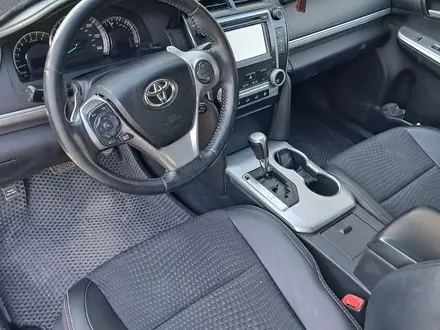 Toyota Camry 2012 года за 8 500 000 тг. в Жанаозен