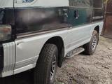 Mitsubishi Delica 1997 годаfor2 000 000 тг. в Алматы – фото 2