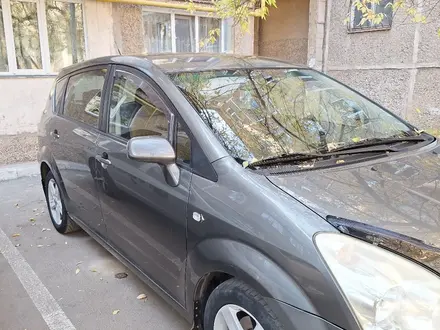 Toyota Corolla Verso 2004 года за 4 000 100 тг. в Караганда