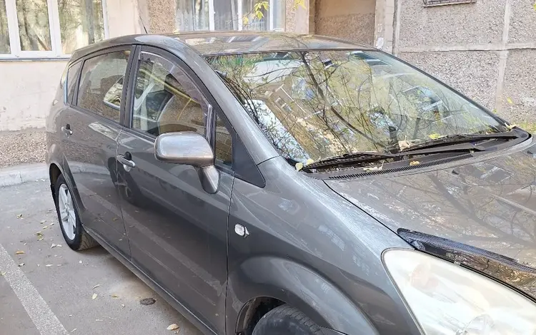 Toyota Corolla Verso 2004 года за 4 000 100 тг. в Караганда