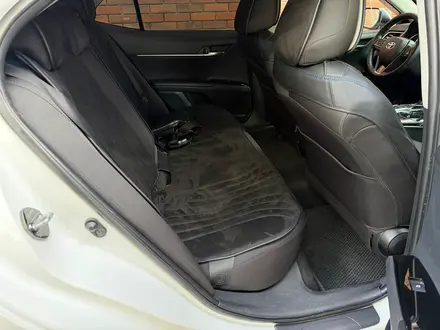 Toyota Camry 2020 года за 9 900 000 тг. в Астана – фото 12