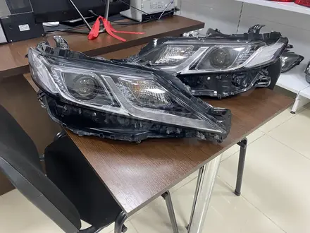Фара левая Toyota Camry 75 за 250 000 тг. в Костанай – фото 3