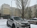 Toyota RAV4 2017 годаүшін10 500 000 тг. в Астана