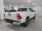 Toyota Hilux 2023 года за 28 000 000 тг. в Петропавловск – фото 3