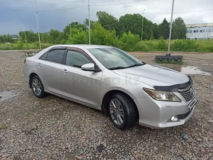 Toyota Camry 2012 года за 9 800 000 тг. в Усть-Каменогорск – фото 2