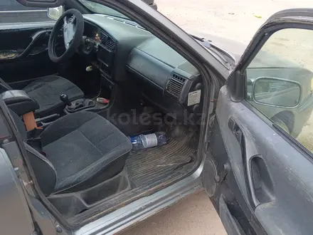 Volkswagen Passat 1994 года за 950 000 тг. в Алматы – фото 5