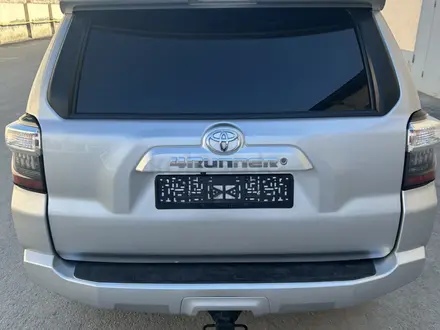 Toyota 4Runner 2017 года за 16 000 000 тг. в Актау – фото 2