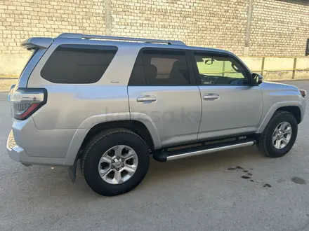 Toyota 4Runner 2017 года за 16 000 000 тг. в Актау – фото 6
