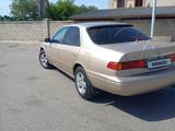 Toyota Camry 2000 годаүшін3 700 000 тг. в Алматы – фото 4