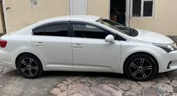 Toyota Avensis 2013 года за 8 800 000 тг. в Алматы – фото 2